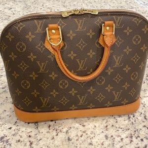 Vintage Louis Vuitton Alma PM